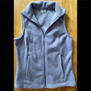 NWOT Columbia fleece vest size XS!